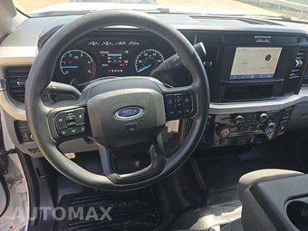 2025 Ford Super Duty F-250 XL Crew Cab Long Bed - miniatura 11