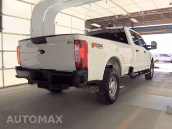 2025 Ford Super Duty F-250 XL Crew Cab Long Bed - miniatura 4