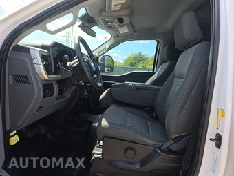 2025 Ford Super Duty F-250 XL Crew Cab Long Bed - miniatura 7