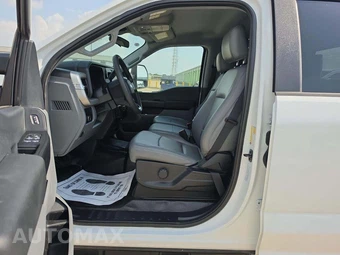2025 Ford Super Duty F-250 XL Crew Cab Long Bed - miniatura 6