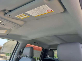 2025 Ford Super Duty F-250 XL Crew Cab Long Bed - miniatura 11