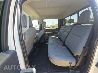 2025 Ford Super Duty F-250 XL Crew Cab Long Bed - miniatura 12
