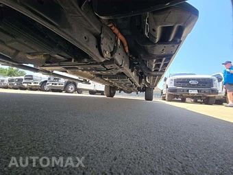 2025 Ford Super Duty F-250 XL Crew Cab Long Bed - miniatura 7