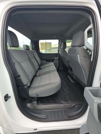 2025 Ford Super Duty F-250 XL Crew Cab Long Bed - miniatura 16