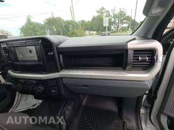 2025 Ford Super Duty F-250 XL Crew Cab Long Bed - miniatura 19