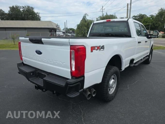 2025 Ford Super Duty F-250 XL Crew Cab Long Bed - miniatura 3