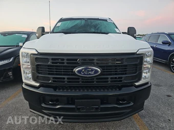 2025 Ford Super Duty F-250 XL Crew Cab Medium Bed - miniatura 2