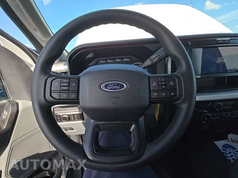 2025 Ford Super Duty F-250 XL Crew Cab Medium Bed - miniatura 10