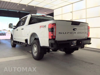 2025 Ford Super Duty F-250 XL Crew Cab Medium Bed - miniatura 6