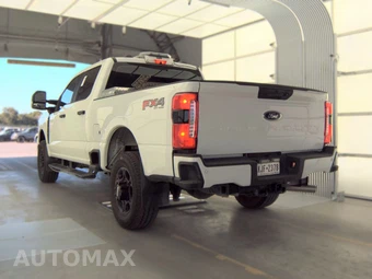 2025 Ford Super Duty F-250 XL Crew Cab Medium Bed - miniatura 6