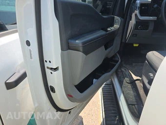 2025 Ford Super Duty F-250 XL Crew Cab Medium Bed - miniatura 9