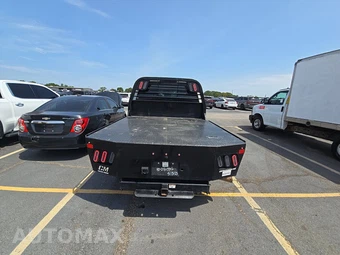 2025 Ford Super Duty F-250 XL Crew Cab Medium Bed - miniatura 16