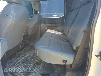 2025 Ford Super Duty F-250 XL Crew Cab Medium Bed - miniatura 13
