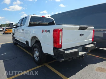 2025 Ford Super Duty F-250 XL Crew Cab Medium Bed - miniatura 6