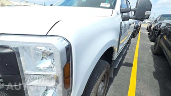 2025 Ford Super Duty F-250 XL Crew Cab Medium Bed - miniatura 21