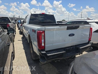 2025 Ford Super Duty F-250 XL Crew Cab Medium Bed - miniatura 6