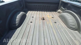2025 Ford Super Duty F-250 XL Crew Cab Medium Bed - miniatura 19