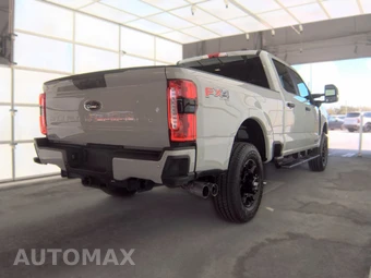 2025 Ford Super Duty F-250 XL Crew Cab Medium Bed - miniatura 4