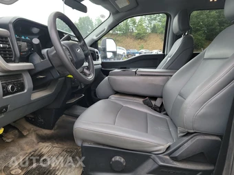 2025 Ford Super Duty F-250 XL Crew Cab Medium Bed - miniatura 13
