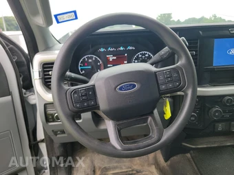 2025 Ford Super Duty F-250 XL Crew Cab Medium Bed - miniatura 16