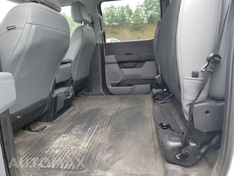 2025 Ford Super Duty F-250 XL Crew Cab Medium Bed - miniatura 19