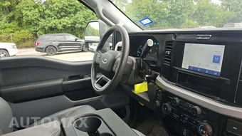 2025 Ford Super Duty F-250 XL Crew Cab Medium Bed - miniatura 25