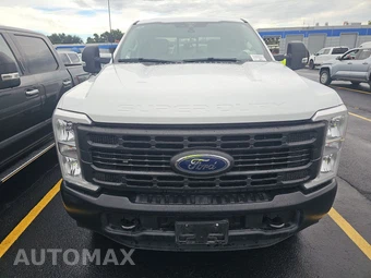2025 Ford Super Duty F-250 XL Crew Cab Medium Bed - miniatura 2