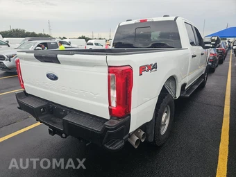2025 Ford Super Duty F-250 XL Crew Cab Medium Bed - miniatura 4