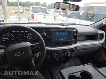 2025 Ford Super Duty F-250 XL Crew Cab Medium Bed - miniatura 11