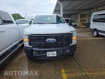 2025 Ford Super Duty F-250 XL Crew Cab Medium Bed - miniatura 2