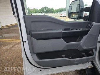 2025 Ford Super Duty F-250 XL Crew Cab Medium Bed - miniatura 9