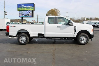 2025 Ford Super Duty F-250 XL Extended Cab Long Bed w/Rear Doors - miniatura 8