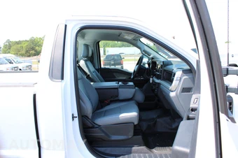2025 Ford Super Duty F-250 XL Regular Cab Long Bed - miniatura 15