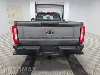 2025 Ford Super Duty F-250 XL Regular Cab Long Bed - miniatura 5