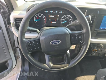 2025 Ford Super Duty F-250 XLT Crew Cab Long Bed - miniatura 10