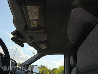 2025 Ford Super Duty F-250 XLT Crew Cab Long Bed - miniatura 18