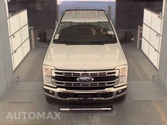 2025 Ford Super Duty F-250 XLT Crew Cab Long Bed - miniatura 2