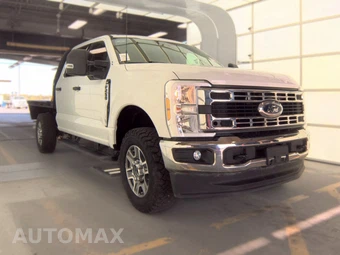 2025 Ford Super Duty F-250 XLT Crew Cab Long Bed - miniatura 3