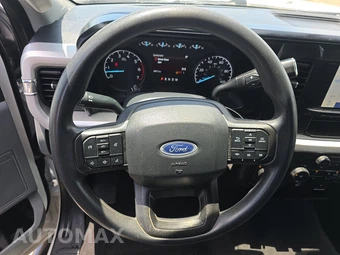 2025 Ford Super Duty F-250 XLT Crew Cab Long Bed - miniatura 10