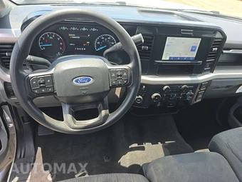 2025 Ford Super Duty F-250 XLT Crew Cab Long Bed - miniatura 11