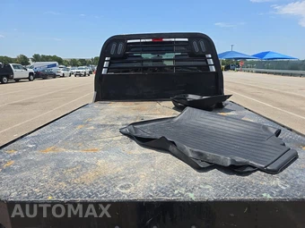2025 Ford Super Duty F-250 XLT Crew Cab Long Bed - miniatura 16