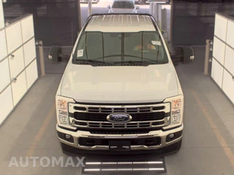 2025 Ford Super Duty F-250 XLT Crew Cab Long Bed - miniatura 2