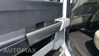 2025 Ford Super Duty F-250 XLT Crew Cab Long Bed - miniatura 23