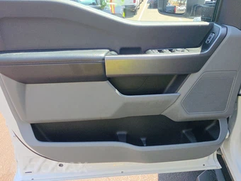 2025 Ford Super Duty F-250 XLT Crew Cab Long Bed - miniatura 27