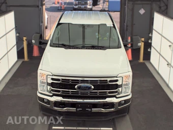 2025 Ford Super Duty F-250 XLT Crew Cab Long Bed - miniatura 2
