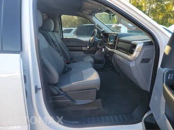 2025 Ford Super Duty F-250 XLT Crew Cab Long Bed - miniatura 8