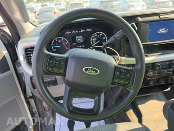 2025 Ford Super Duty F-250 XLT Crew Cab Long Bed - miniatura 10