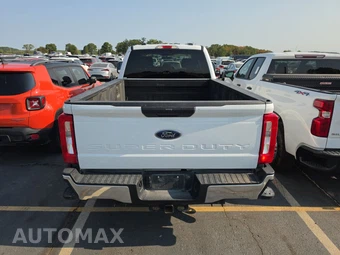 2025 Ford Super Duty F-250 XLT Crew Cab Long Bed - miniatura 5
