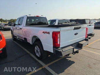 2025 Ford Super Duty F-250 XLT Crew Cab Long Bed - miniatura 6