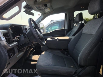 2025 Ford Super Duty F-250 XLT Crew Cab Long Bed - miniatura 7